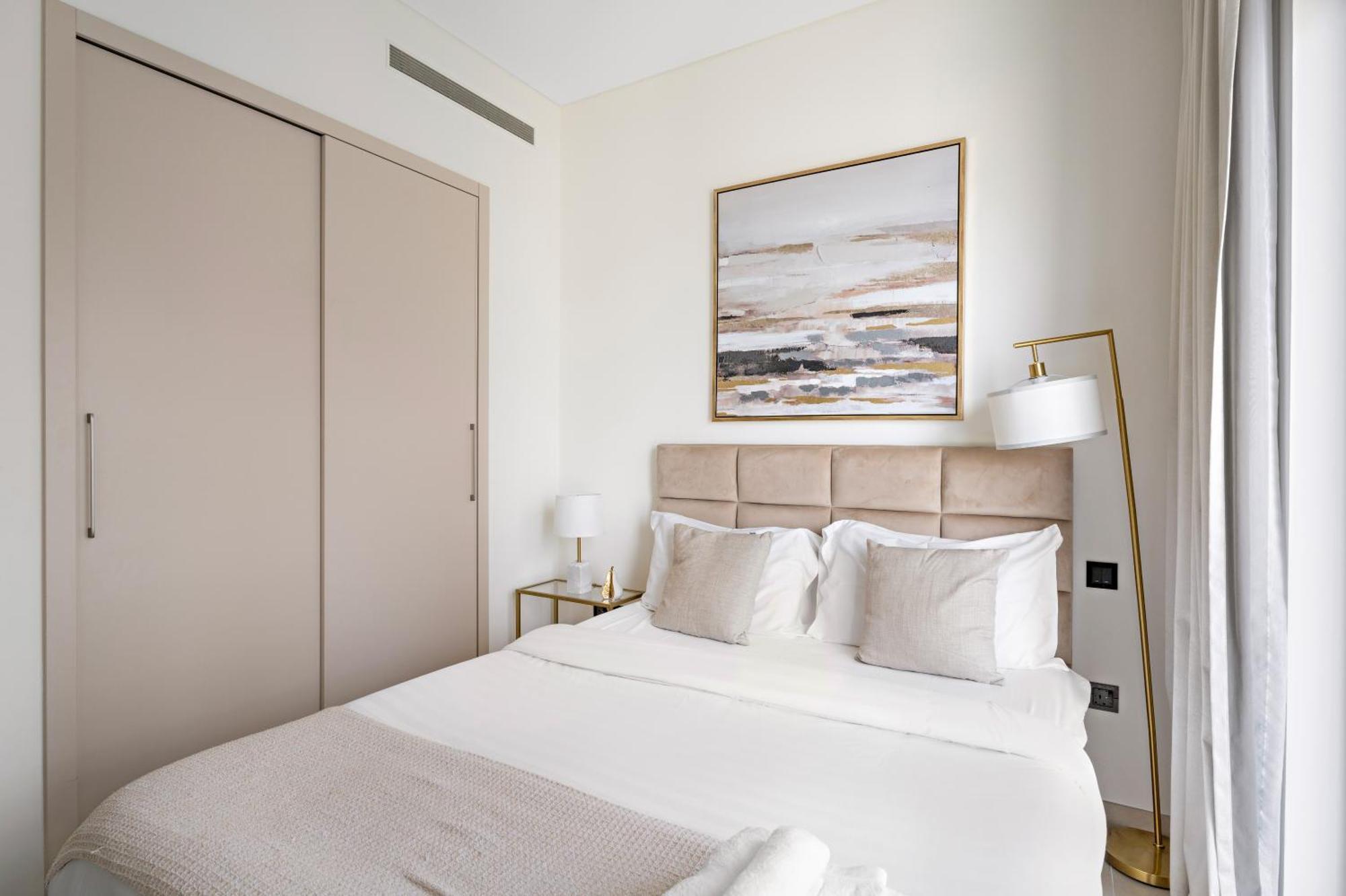 Beautiful 2 Bedroom Next To Business Bay - Sobha Creek Vista Dubai Exterior photo
